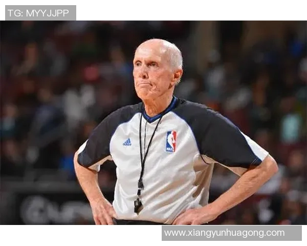 外号迪克的足球明星背后的传奇故事与不为人知的奋斗历程